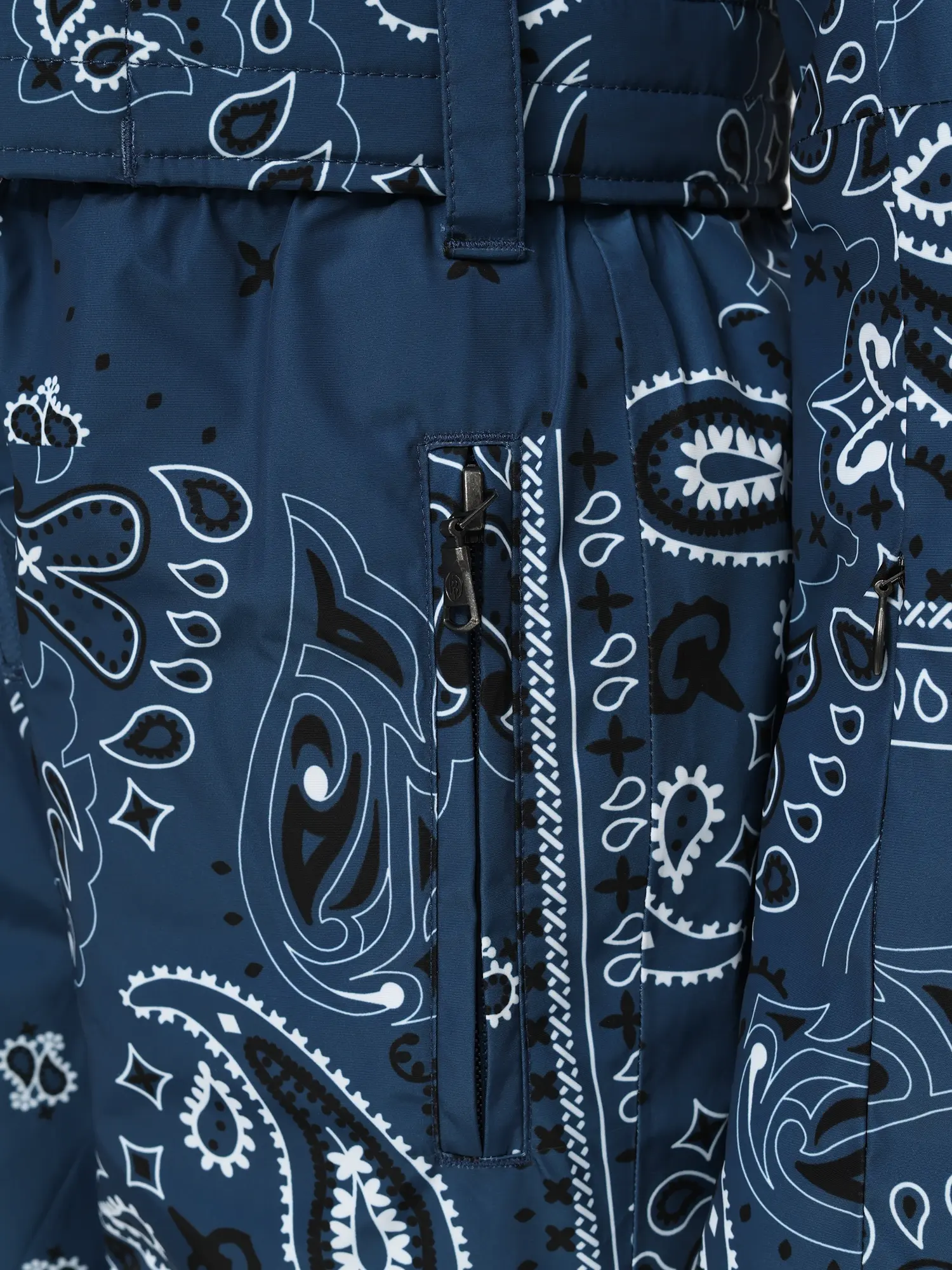 Комбинезон с капюшоном - изображение 3