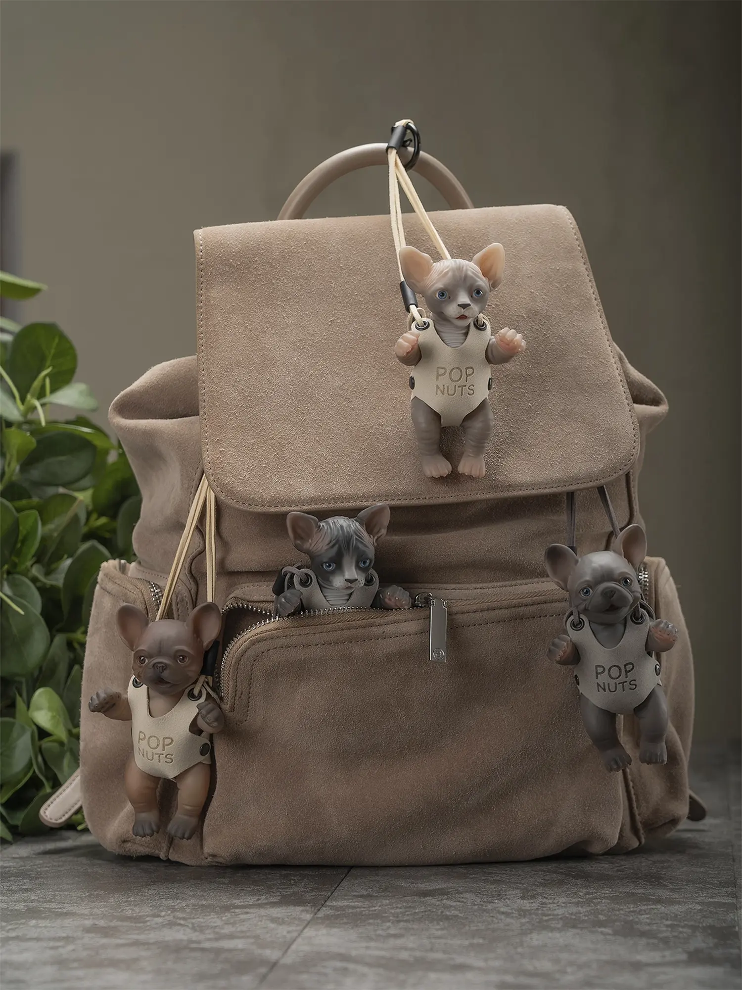 Игрушка Сфинкс, черный, 11 см. - изображение 9