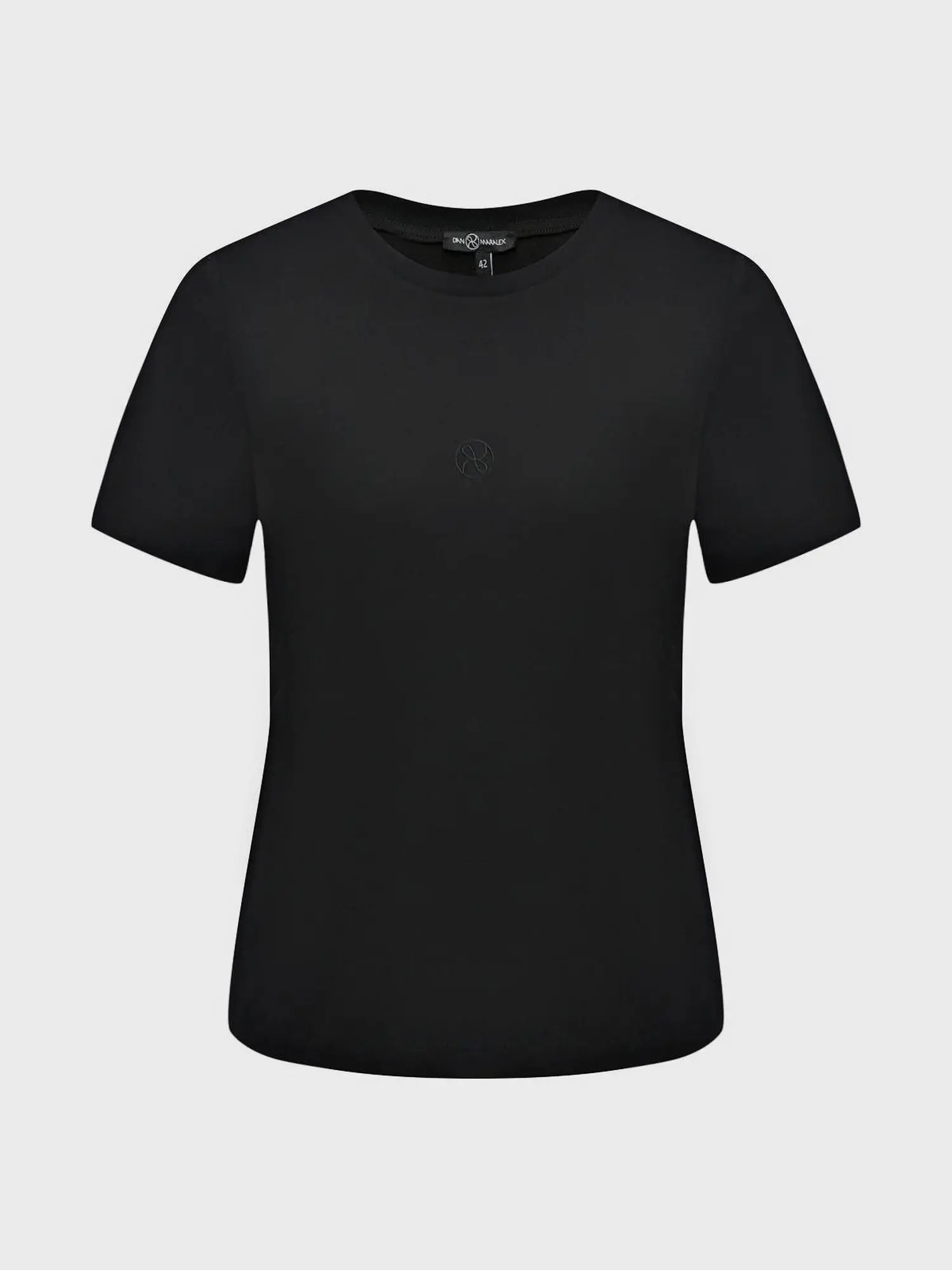 Футболка slim fit, черная