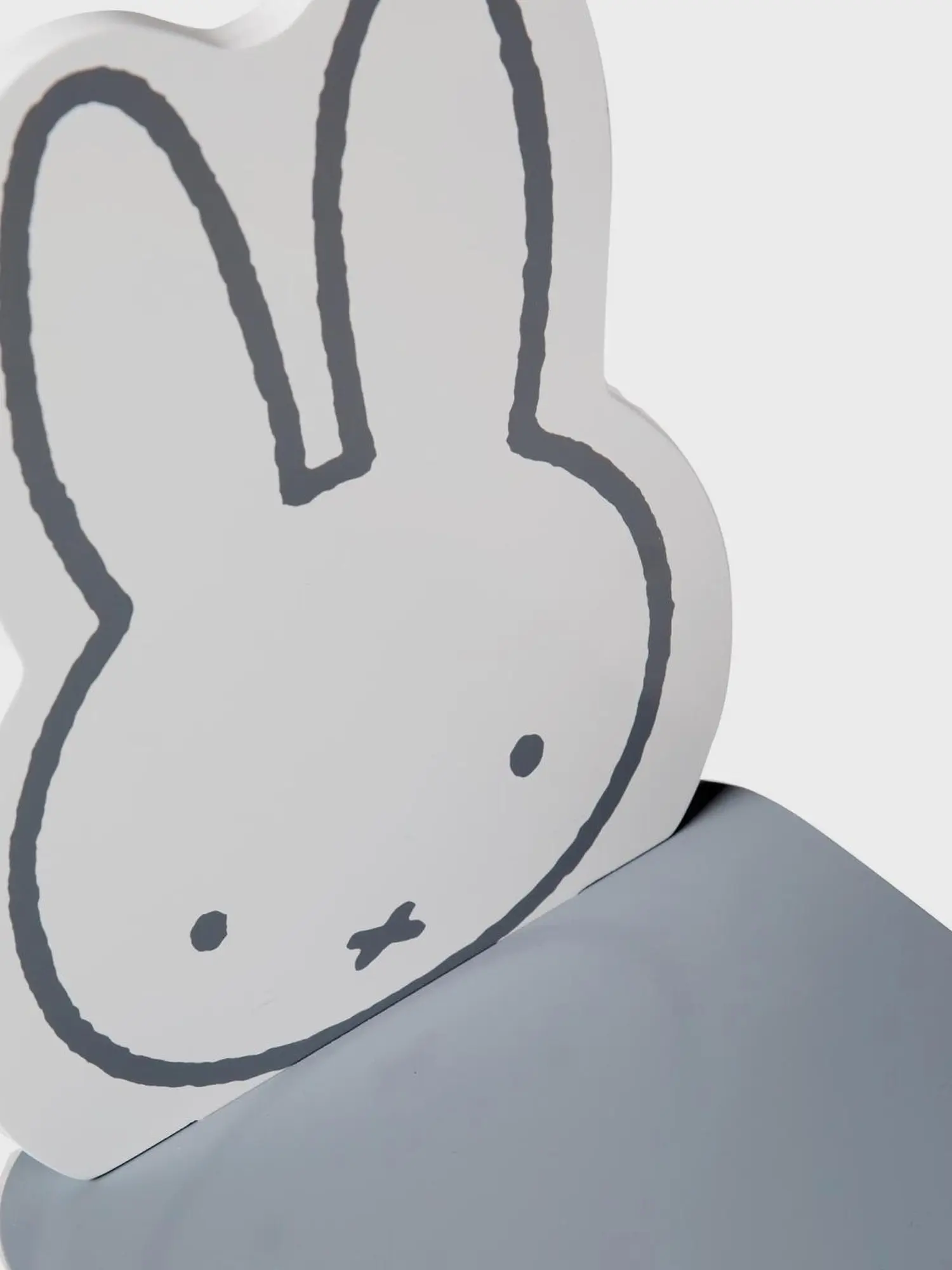 Комплект детской деревянной мебели Miffy стол+2 стула - изображение 5