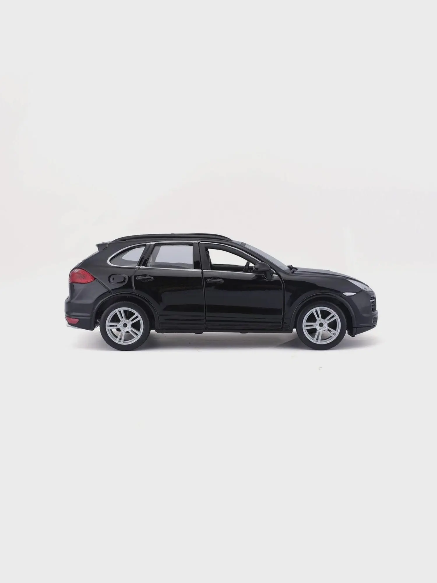 Машина Bburago 1/24 Collezione (A) w/o stand - Porsche Cayenne Turbo Black - изображение 2
